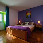 Ferienhaus Art House Stara Baška