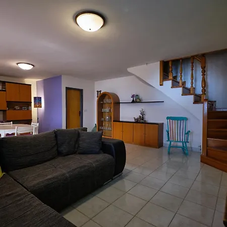 Art House Casa de Férias Stara Baška