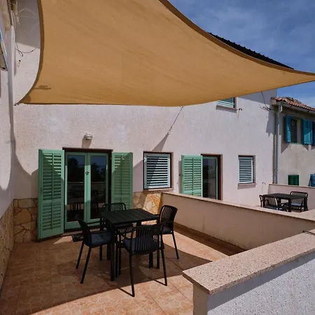 Art House Stara Baška